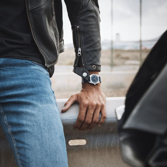 Hamilton khaki sales pilot pro
