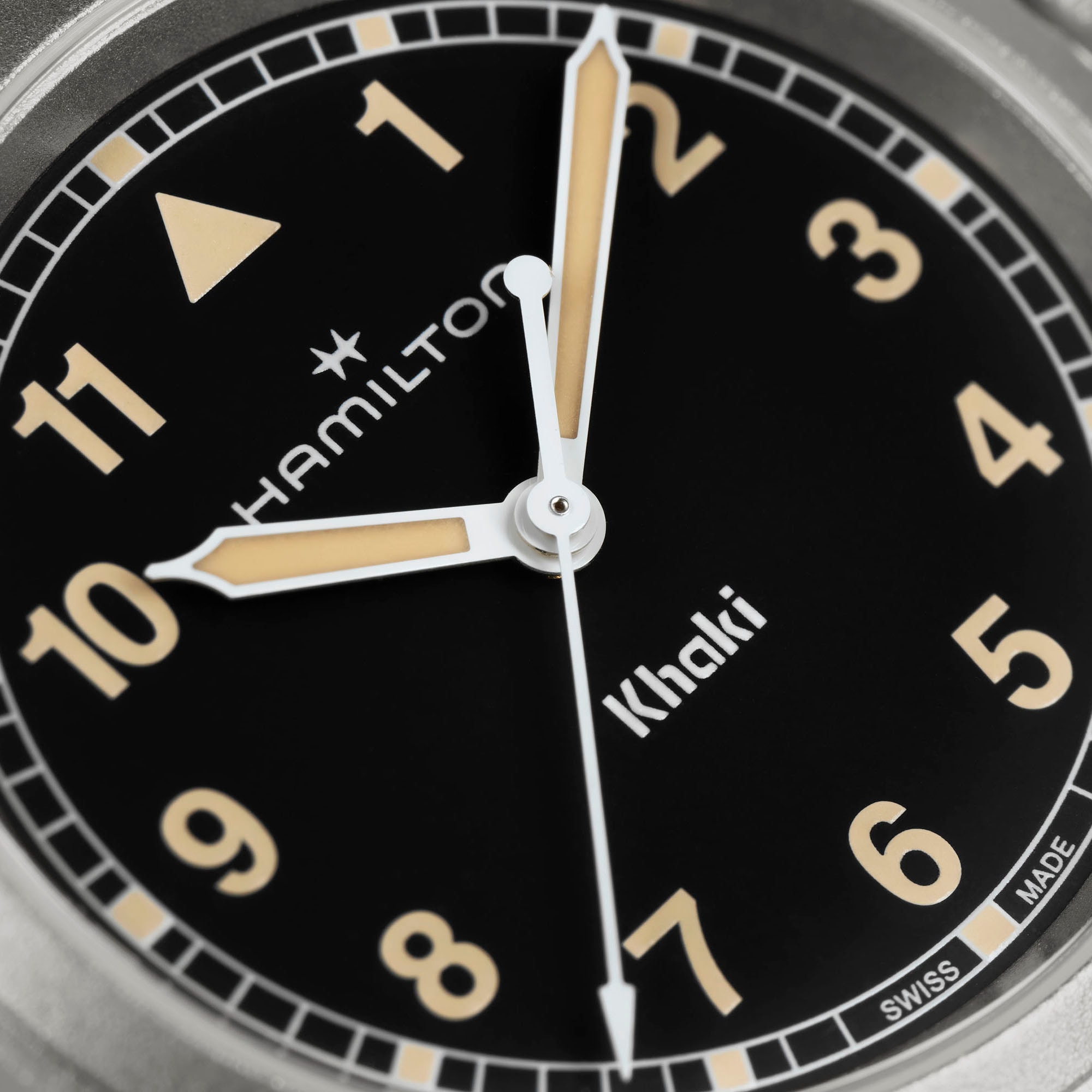 Hamilton KHAKI ブラック 33mm HAMILTON_KHAKI_FIELD_QUARTZ_H6