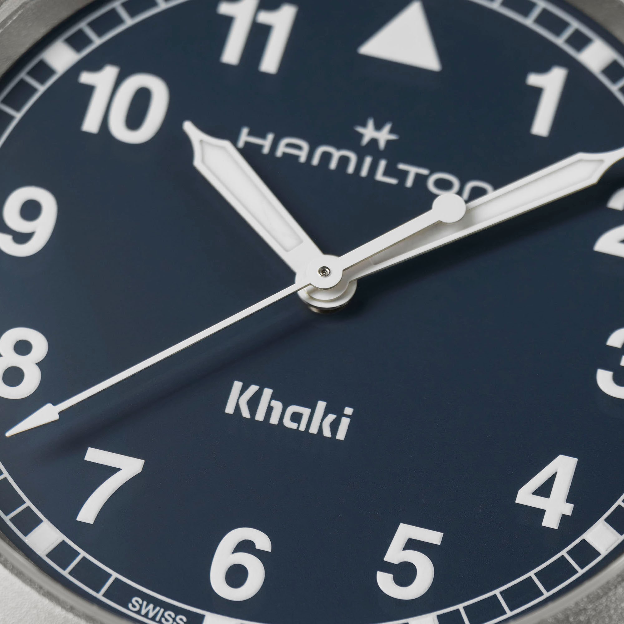 HAMILTON KHKI 腕時計(クォーツ) Khaki Field Quartz 38mm | Hamilton Watch - H69401140 | Hamilton Watch