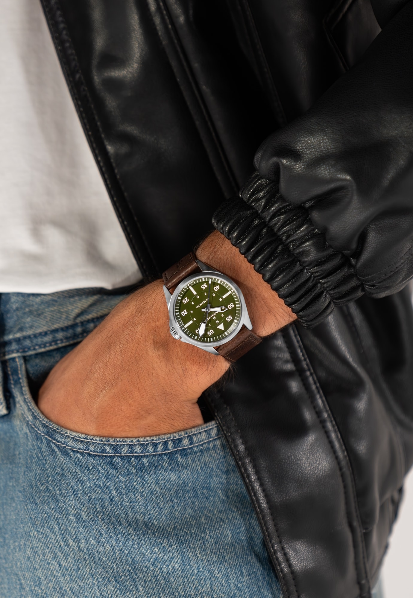 カーキ アビエーション Pilot Auto 39mm | Hamilton Watch カーキ アビエーション Pilot Auto 39mm | Hamilton Watch