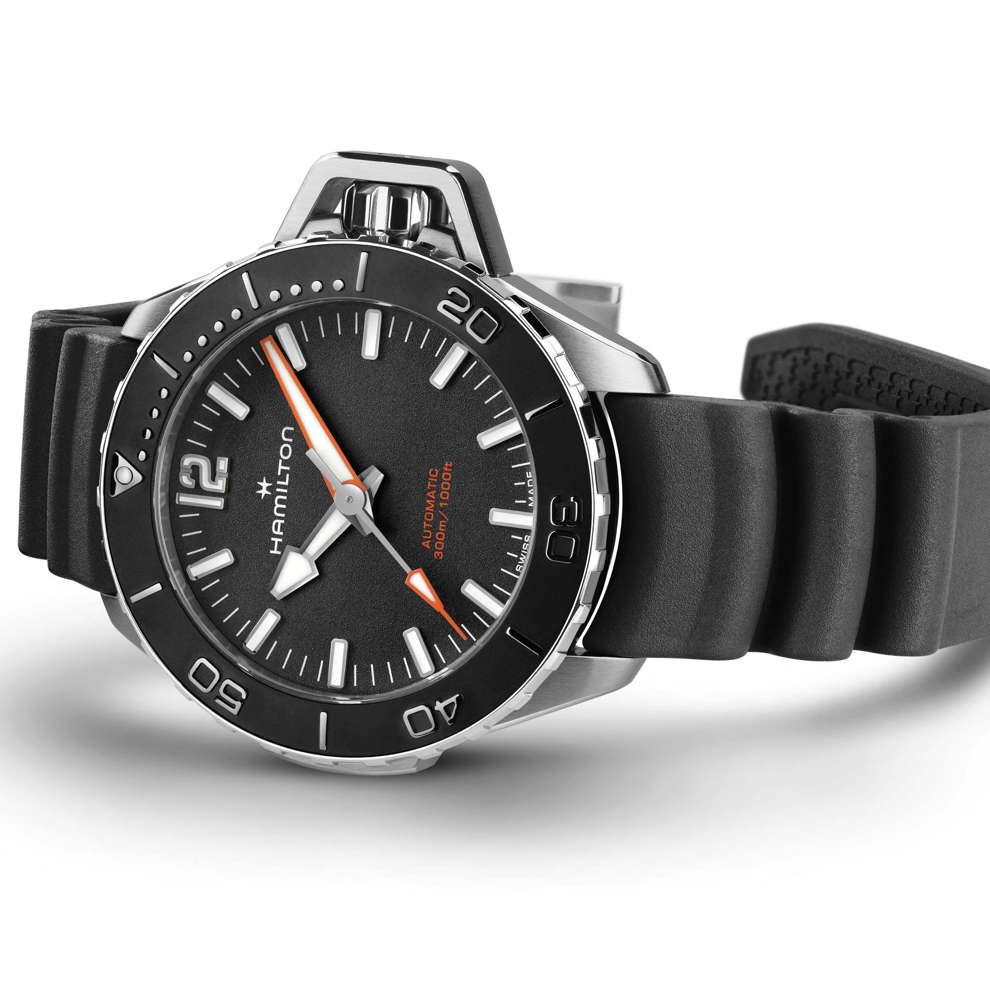 Hamilton khaki deals navy frogman automatic