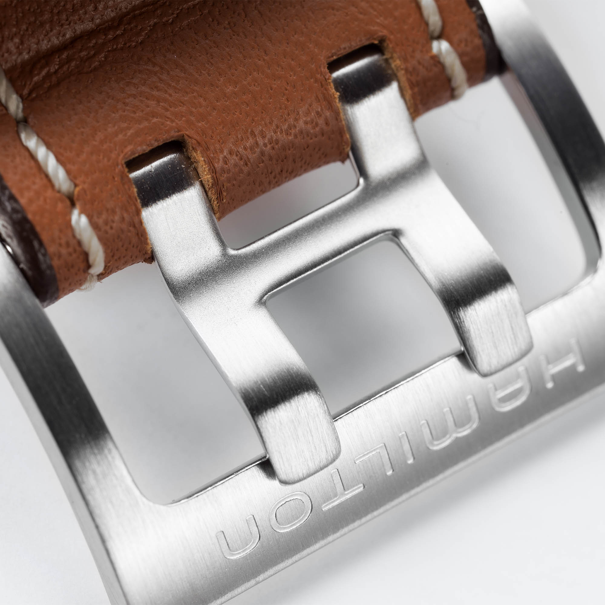 Khaki Aviation BROWN STRAP 22mm - Strap color:Brown - H6007761031