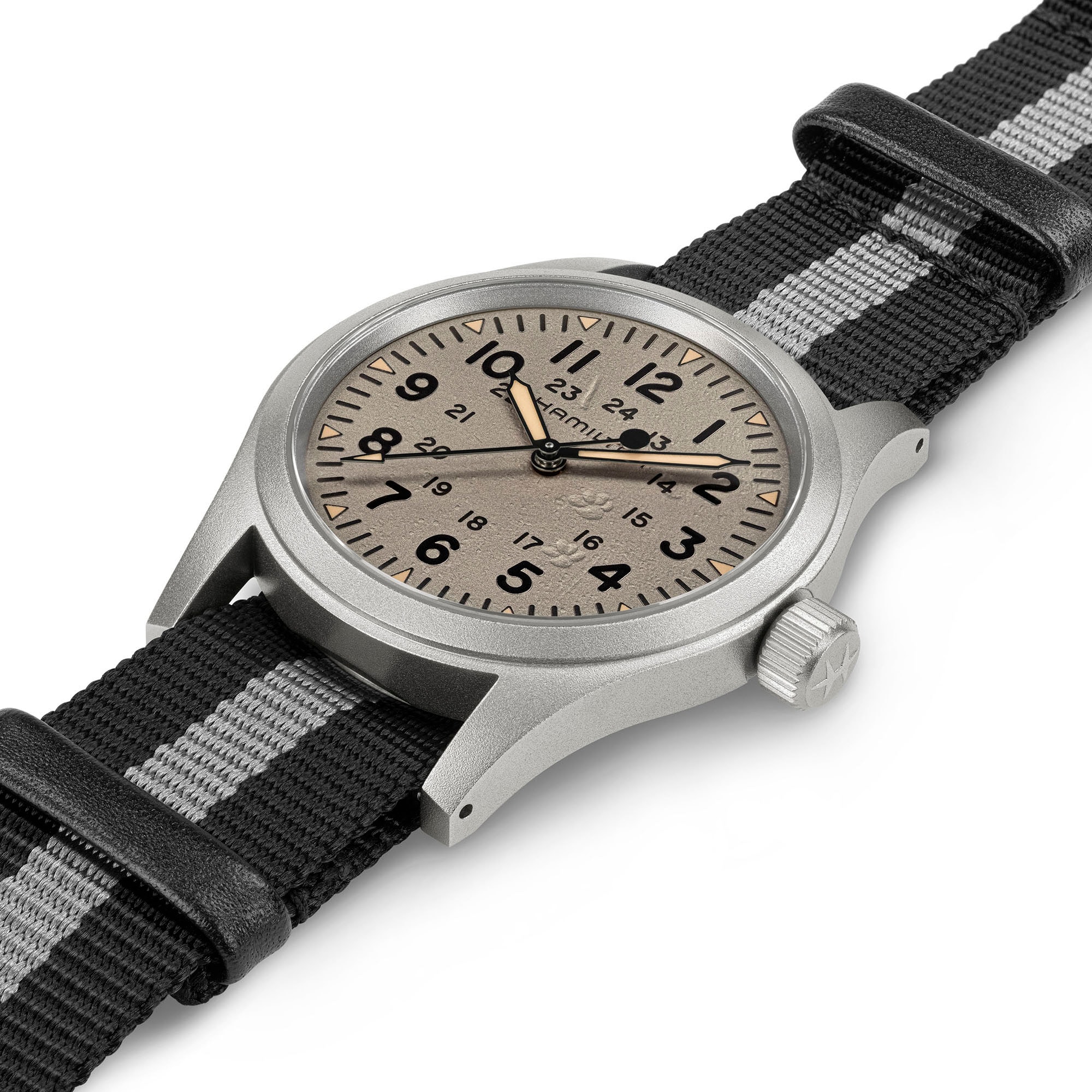 カーキ フィールド メカ 東京 キャットストリート エクスクルーシブ