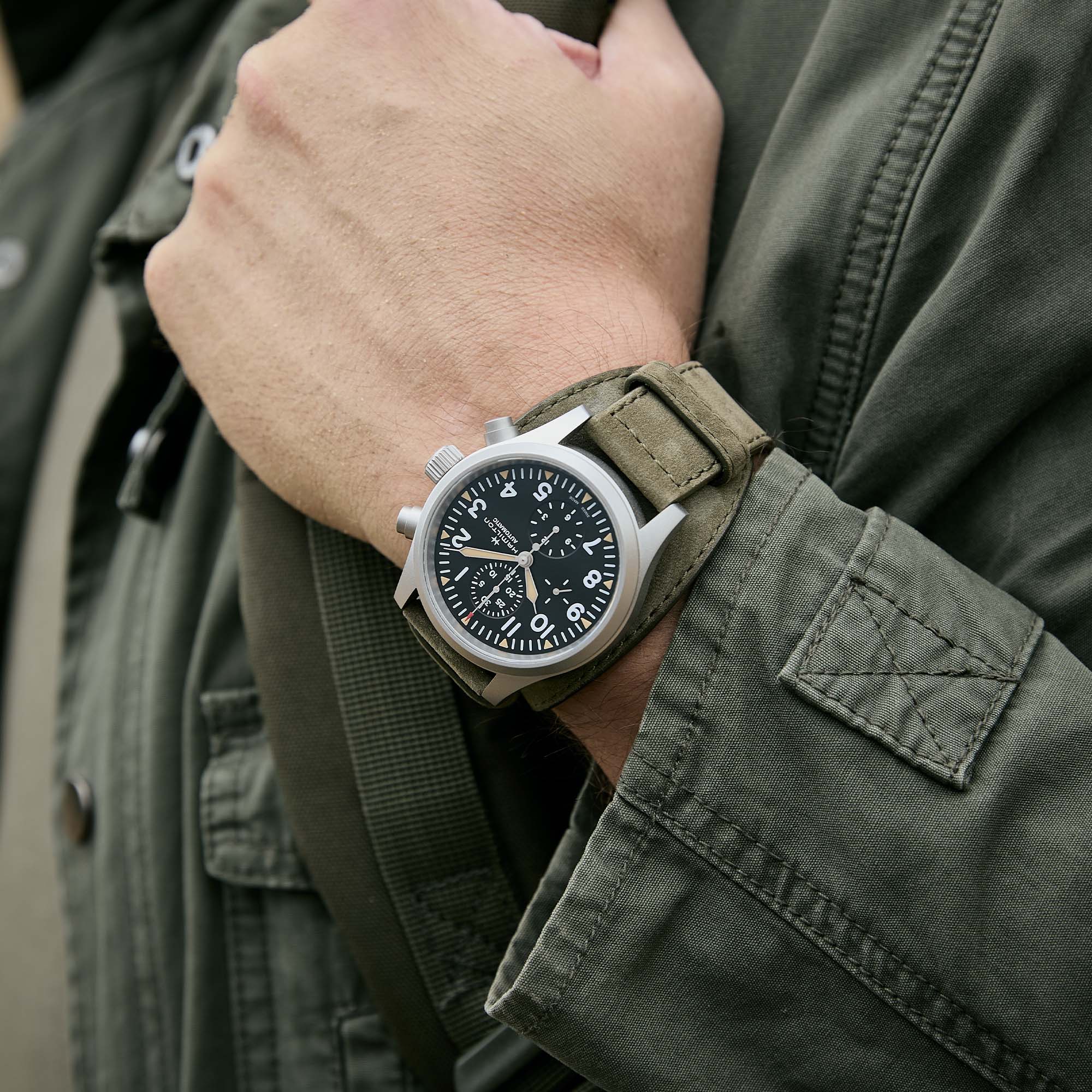 Khaki Field Auto Chrono - Black dial - Green bund strap | Hamilton