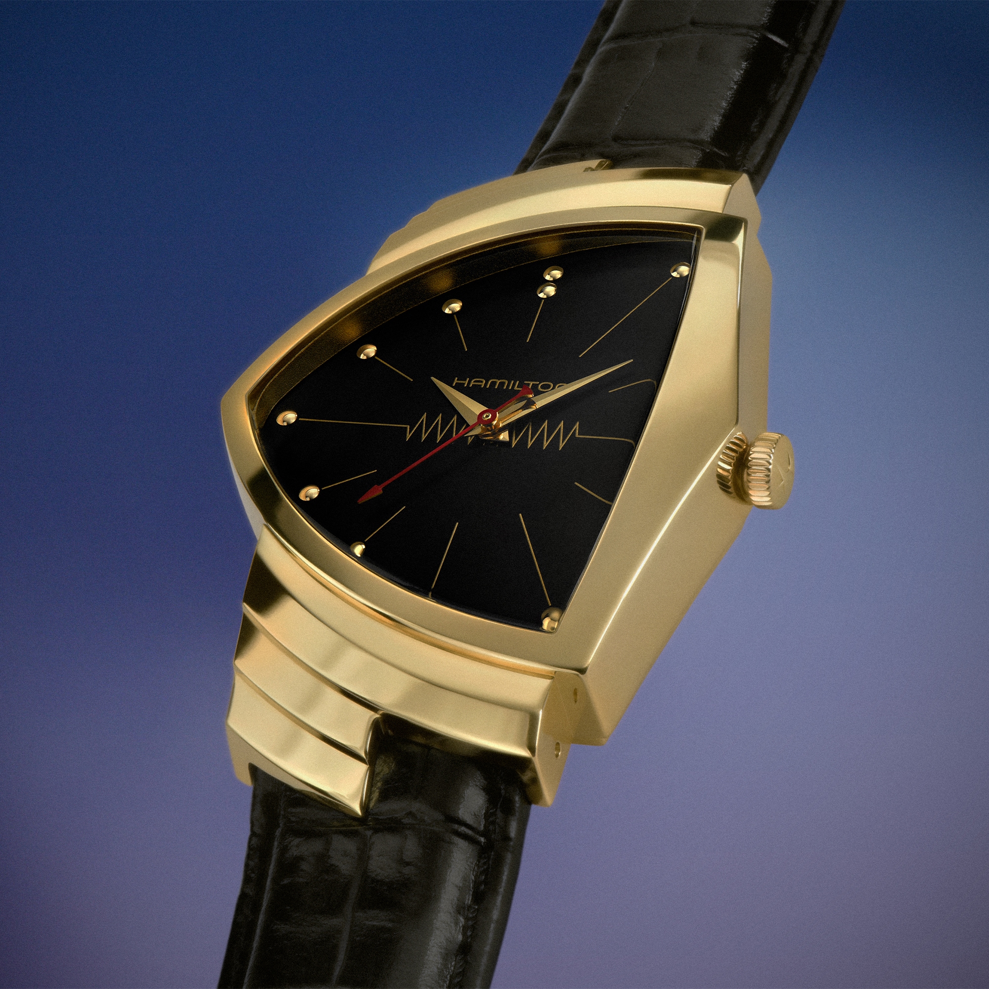 Первые в мире электронные часы возвращаются в корпусе из золота 14 карат.